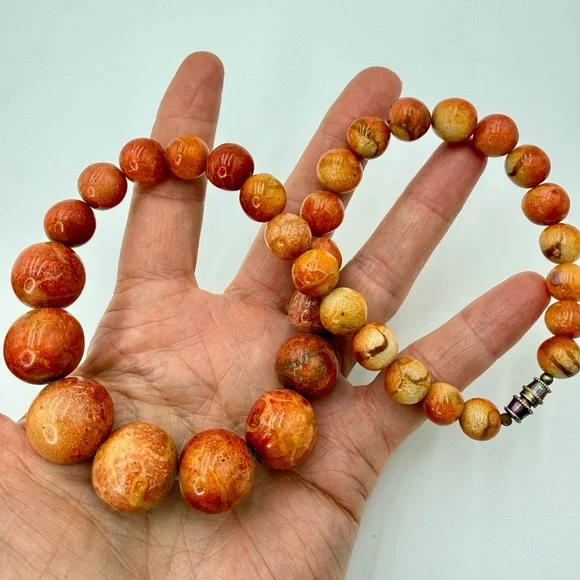Vintage Genuine Apple Coral Graduated Bead Necklace 16” Barrel Clasp - Picture 15 of 17